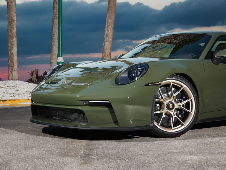 Porsche 992 GT3 Touring