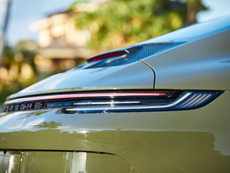 Porsche 992 GT3 Touring