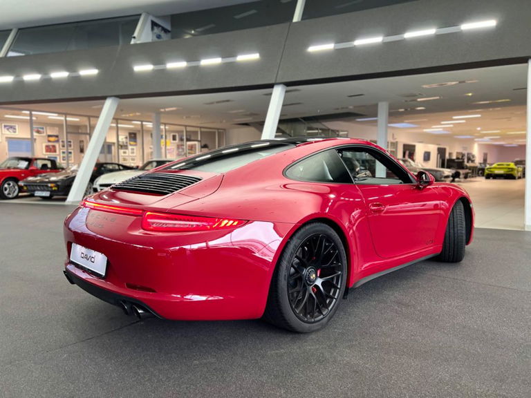 Porsche 991 Carrera 4 GTS
