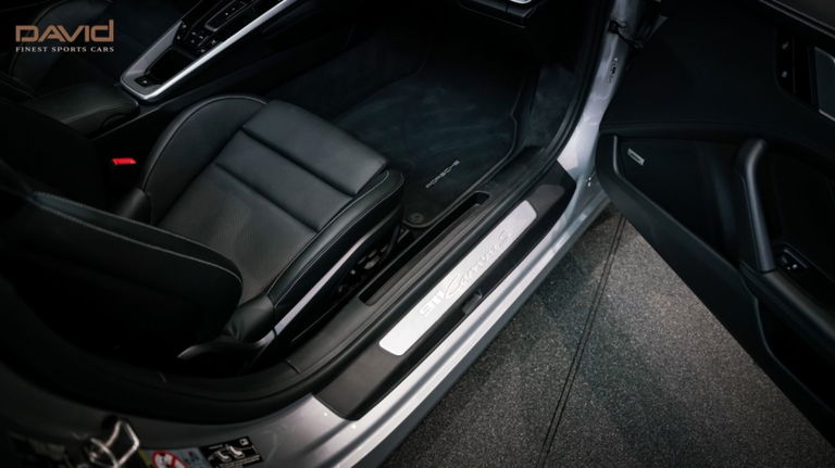 Porsche 992 Carrera S