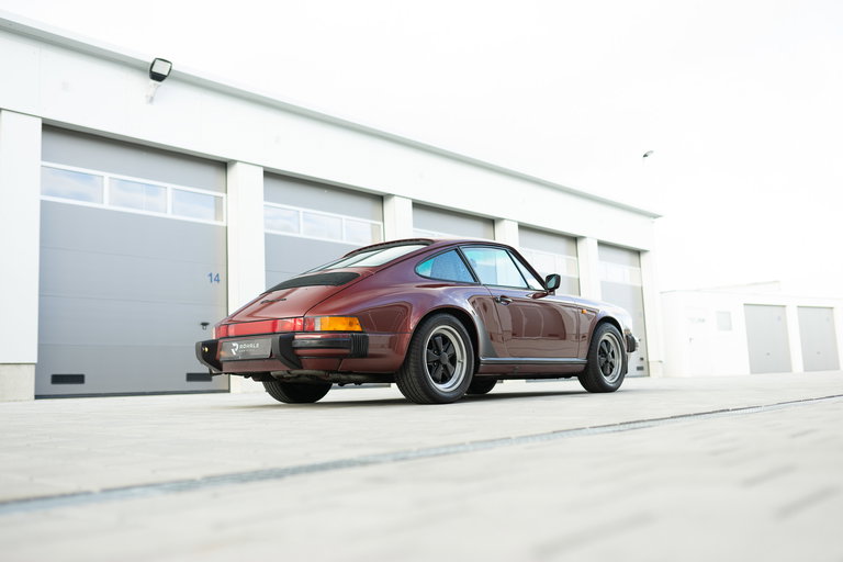 Porsche 911 Carrera 3.2