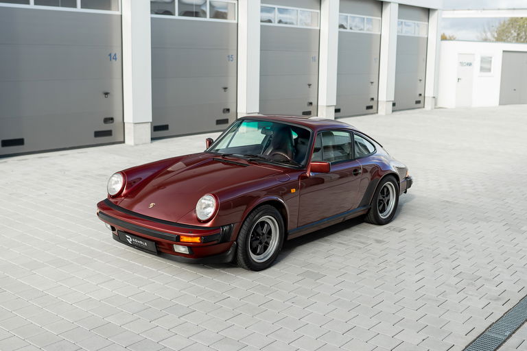 Porsche 911 Carrera 3.2