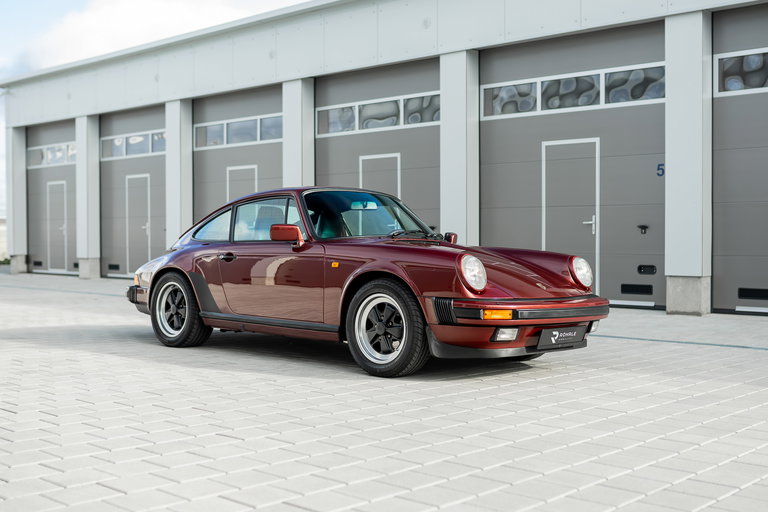 Porsche 911 Carrera 3.2