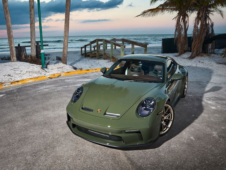 Porsche 992 GT3 Touring