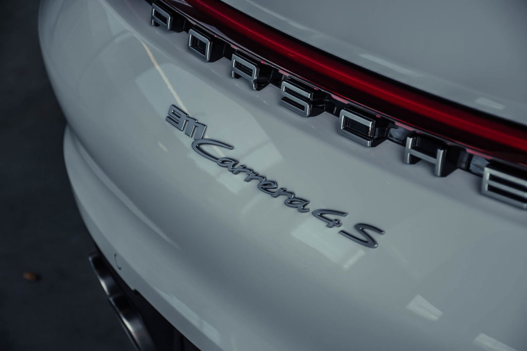 Porsche 992 Carrera 4S