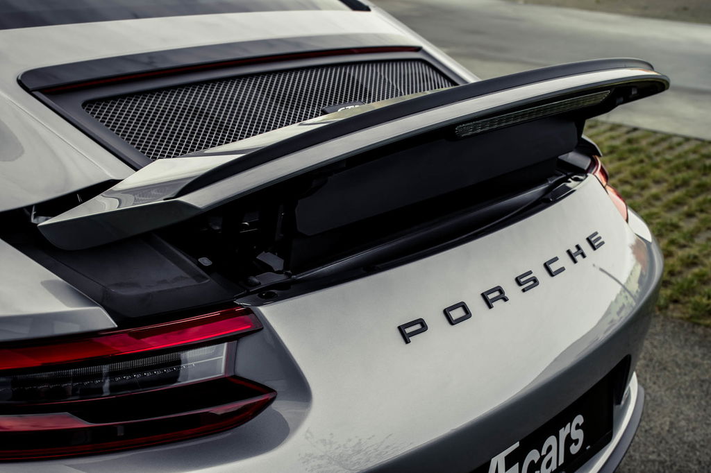 Porsche 991 GT3 Touring
