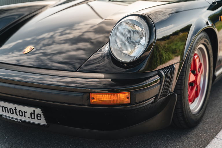 Porsche 911 Carrera 3.2 Clubsport