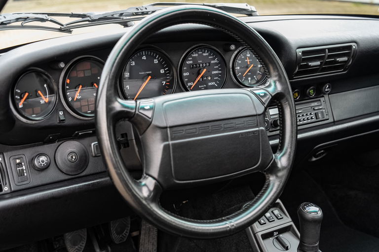 Porsche 964 Carrera 2