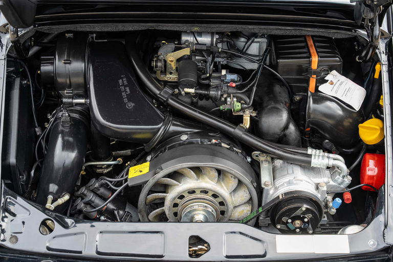 Porsche 964 Carrera 2