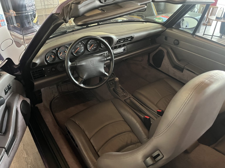 Porsche 993 Carrera 4