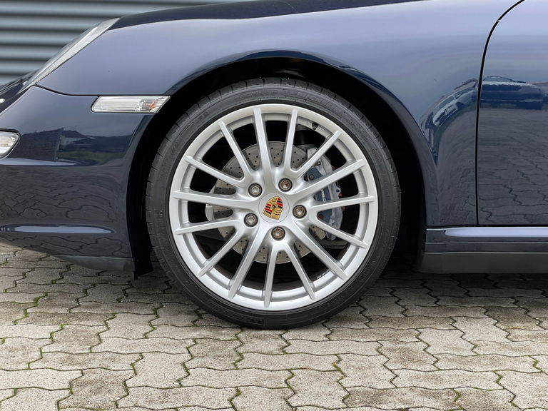 Porsche 997 Carrera 4