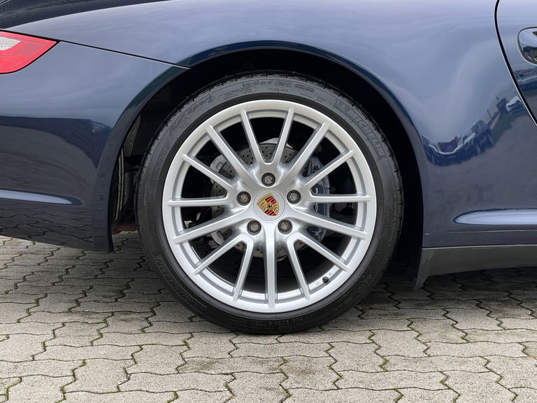 Porsche 997 Carrera 4