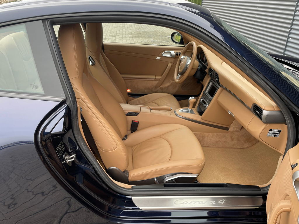 Porsche 997 Carrera 4