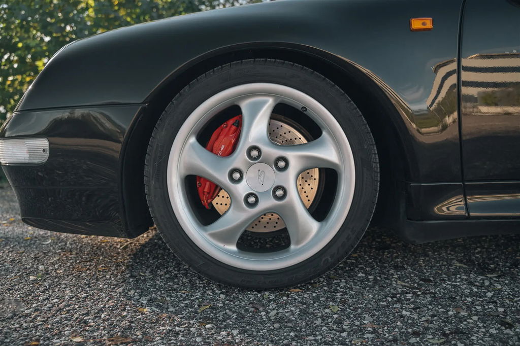 Porsche 993 Carrera 4S