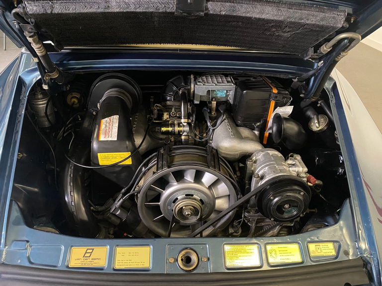 Porsche 911 Carrera 3.2