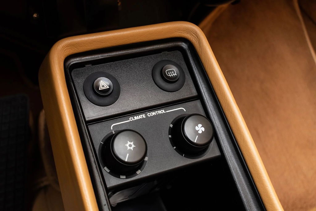 Porsche 911 Carrera 3.2 Speedster (US)