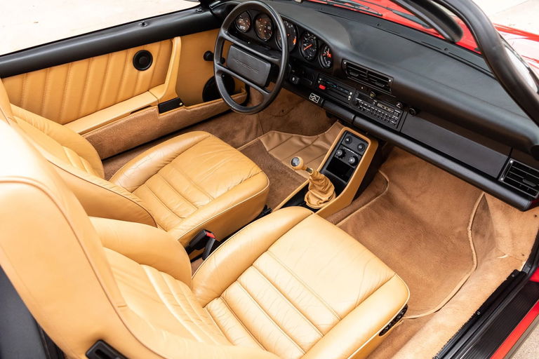 Porsche 911 Carrera 3.2 Speedster (US)