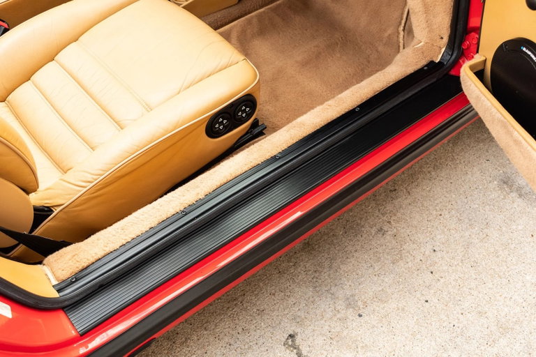 Porsche 911 Carrera 3.2 Speedster (US)