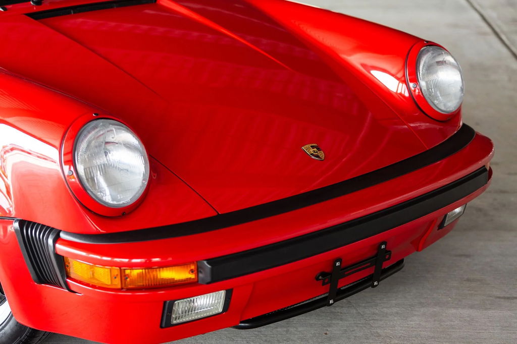 Porsche 911 Carrera 3.2 Speedster (US)