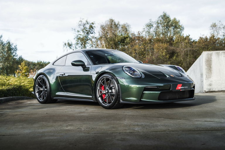 Porsche 992 GT3 Touring