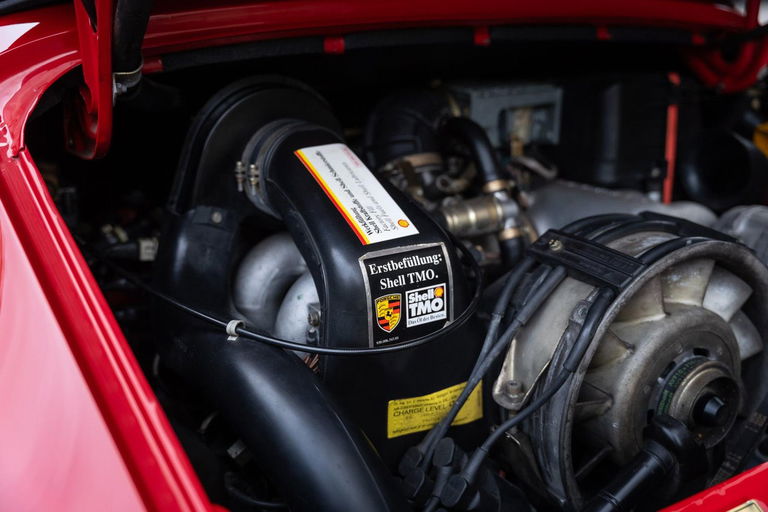 Porsche 911 Carrera 3.2 (US)