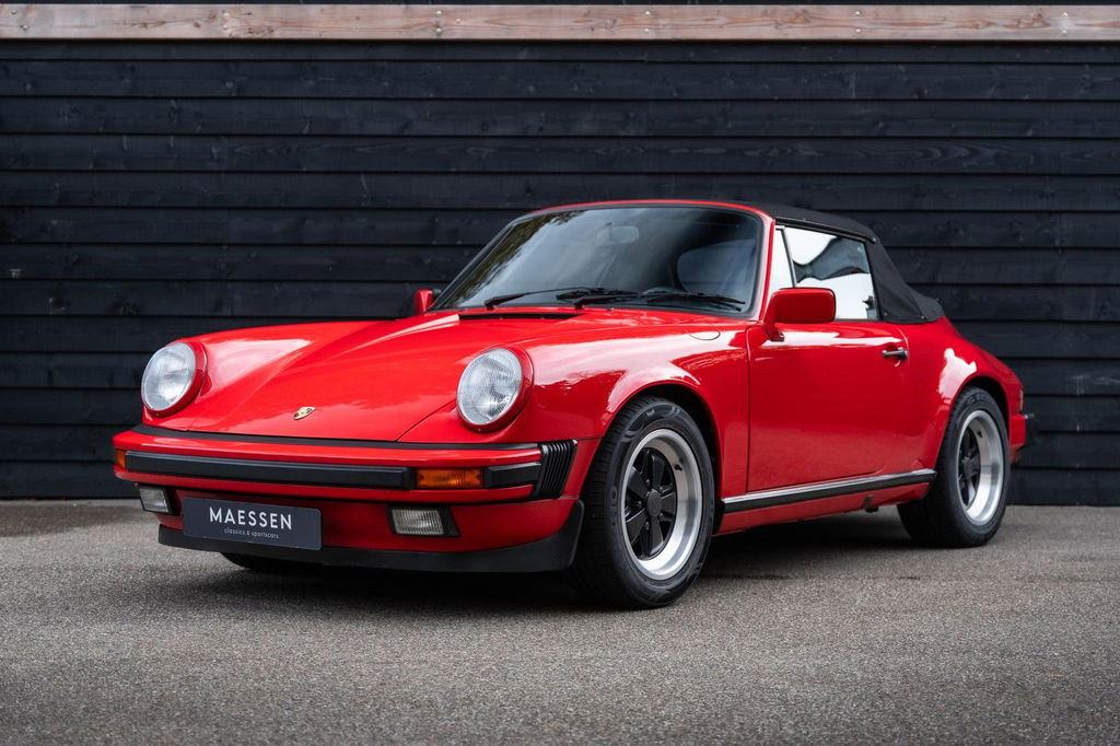Porsche 911 Carrera 3.2 (US)