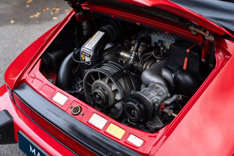 Porsche 911 Carrera 3.2 (US)