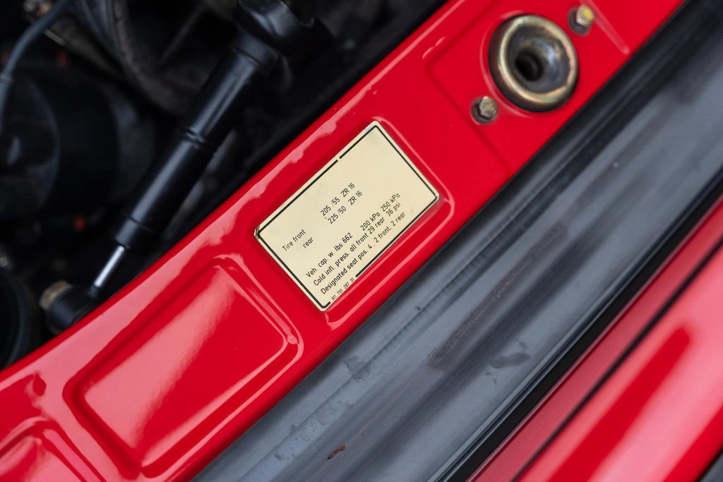 Porsche 911 Carrera 3.2 (US)