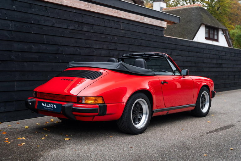 Porsche 911 Carrera 3.2 (US)