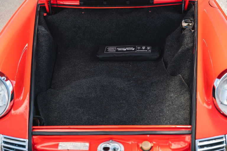 Porsche 911 S (F-Modell)