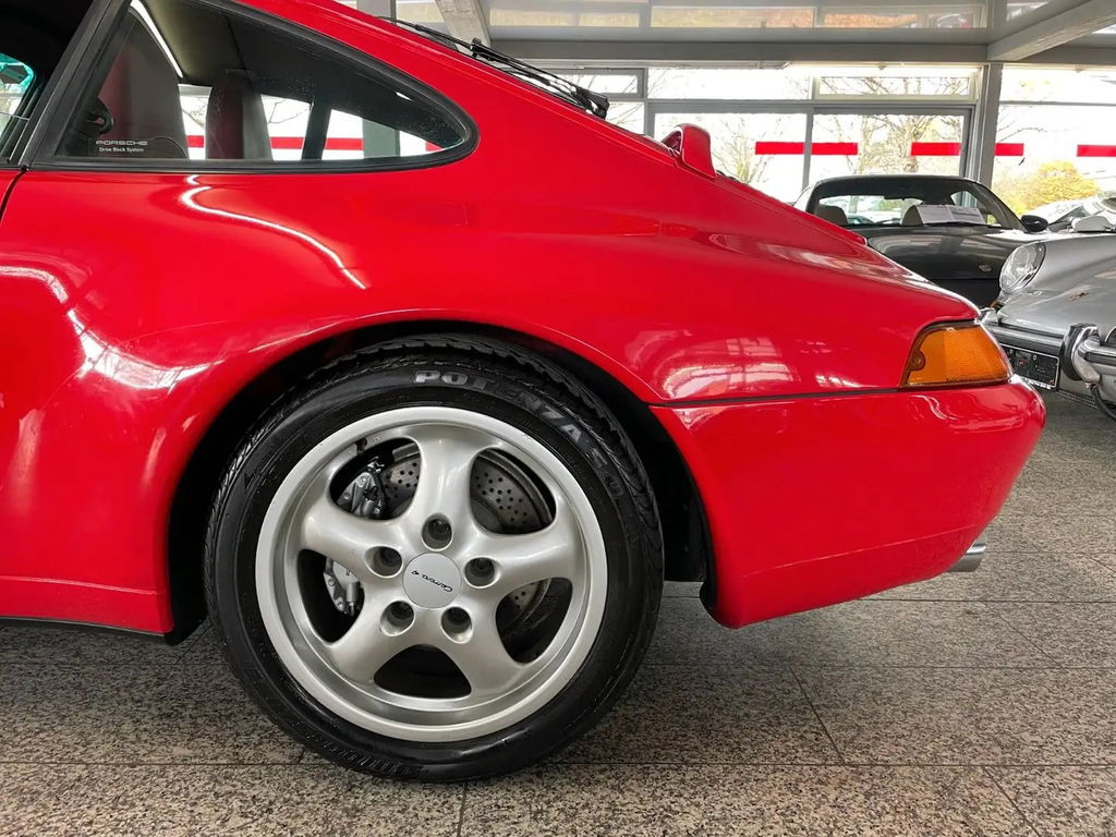 Porsche 993 Carrera 4