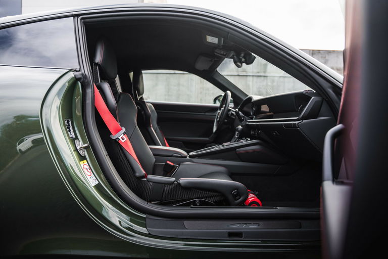 Porsche 992 GT3 Touring