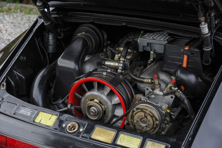 Porsche 911 Carrera 3.2