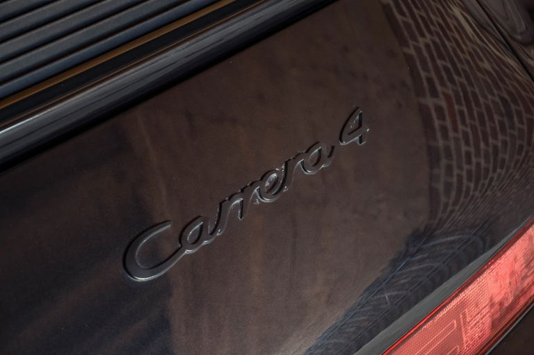 Porsche 964 Carrera 4