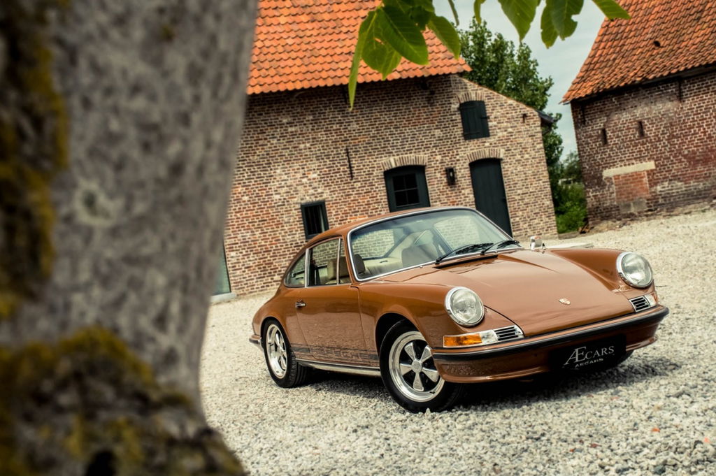 Porsche 911 E