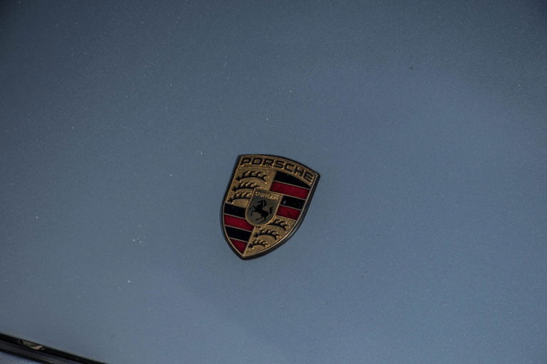 Porsche 993 Carrera 4