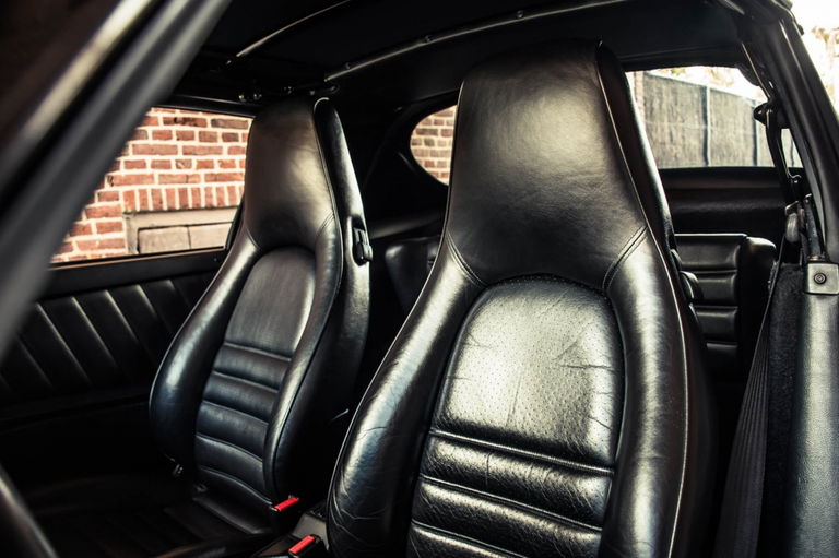 Porsche 964 Carrera 4