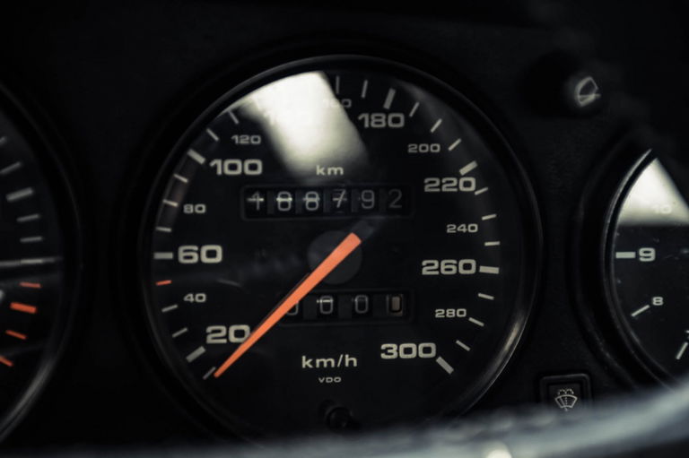 Porsche 964 Carrera 4