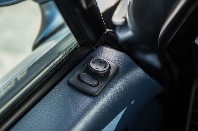 Porsche 993 Carrera 4