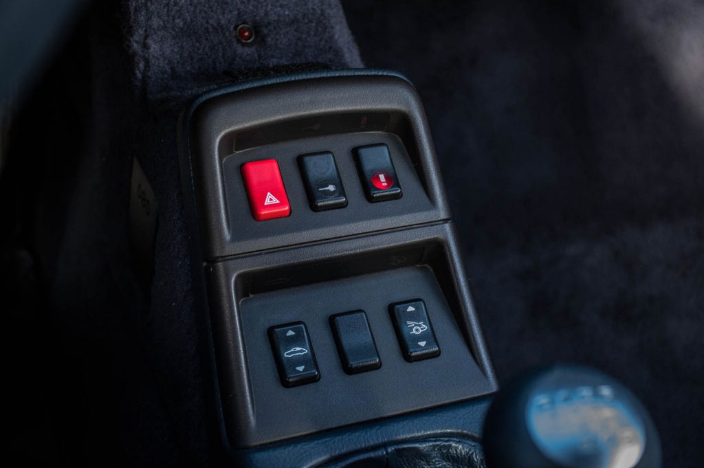 Porsche 993 Carrera 4