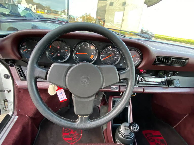 Porsche 911 Carrera 3.2 (US)