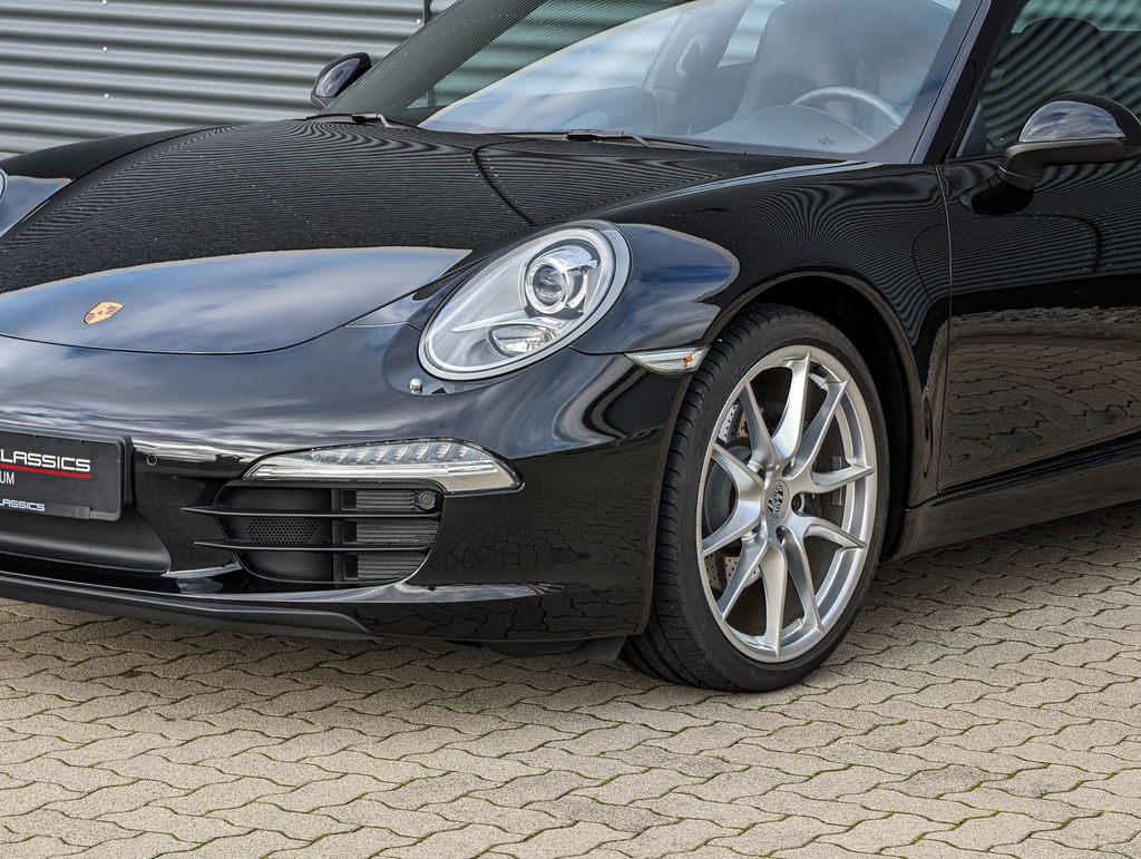 Porsche 991 Carrera