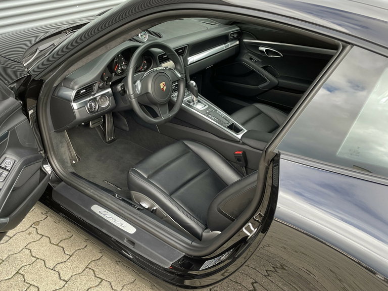 Porsche 991 Carrera