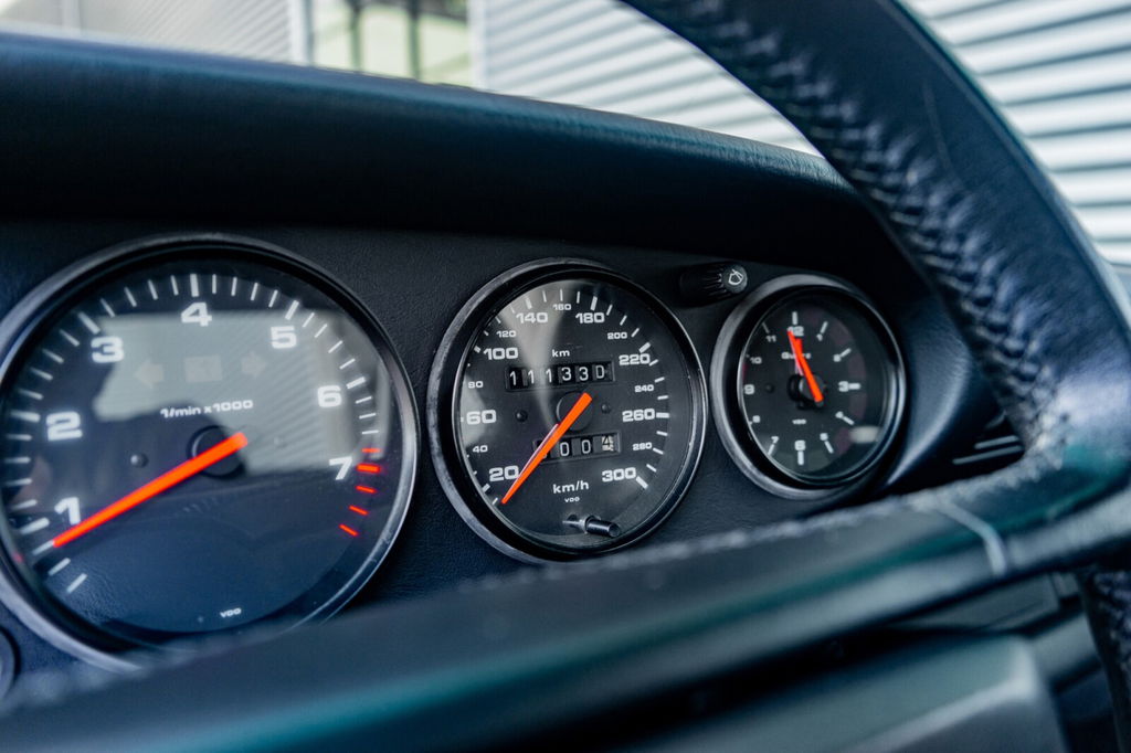 Porsche 964 Carrera RS