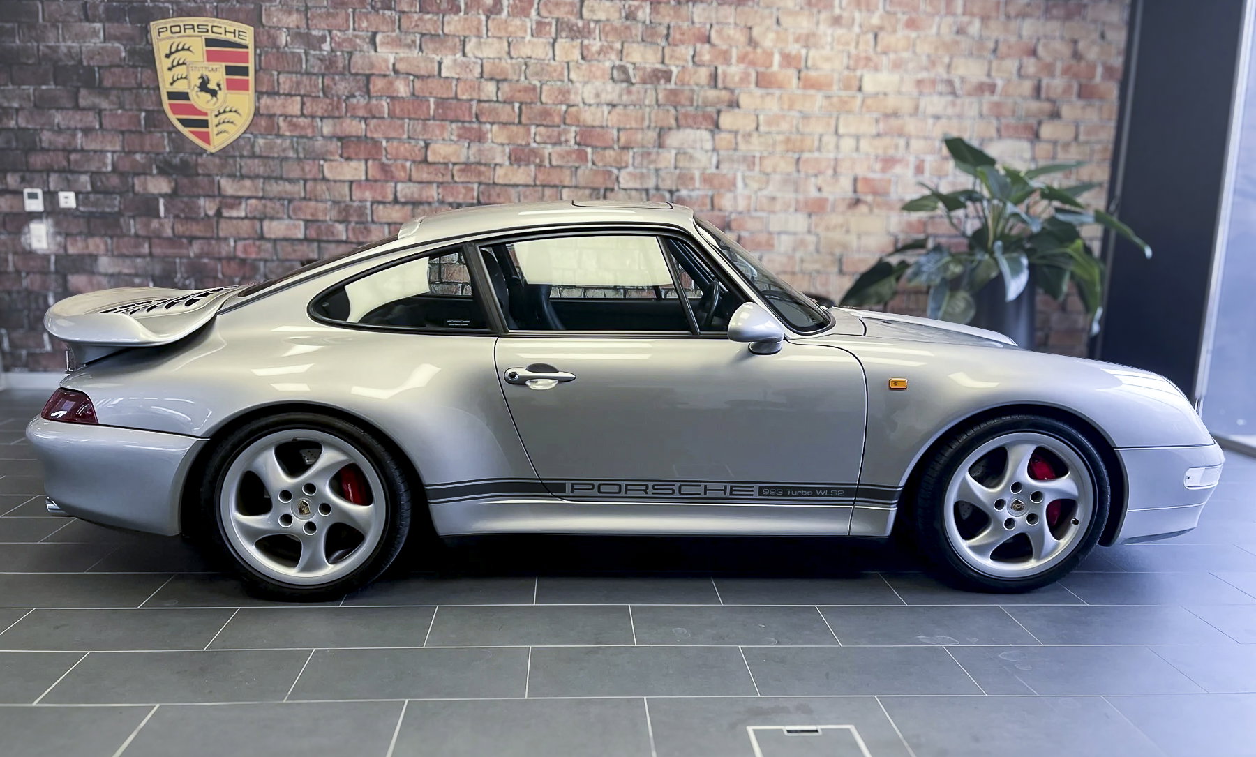 シルバー Porsche 993 Turbo WLS 2 1998 - elferspot.com - Marketplace for