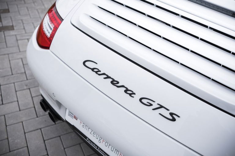 Porsche 997.2 Carrera GTS