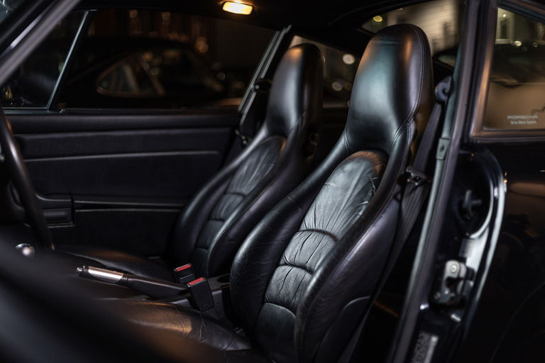 Porsche 993 Carrera 4S