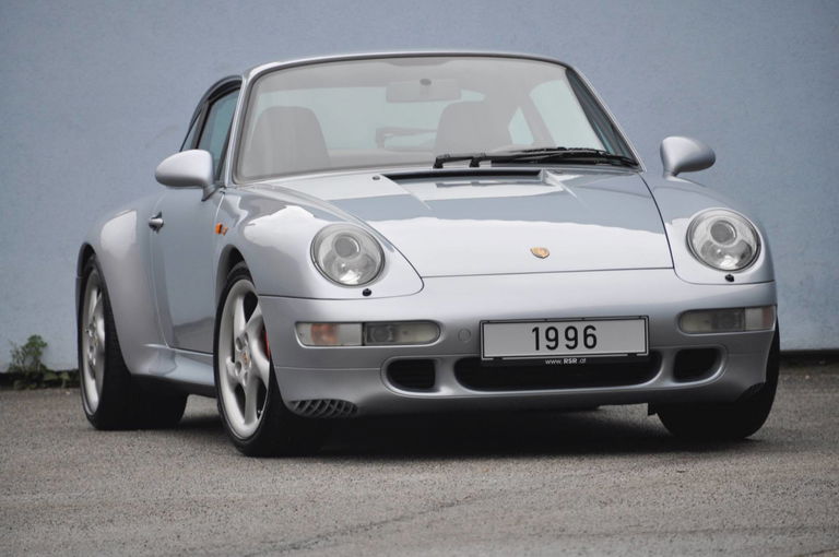 Porsche 993 Carrera 4S