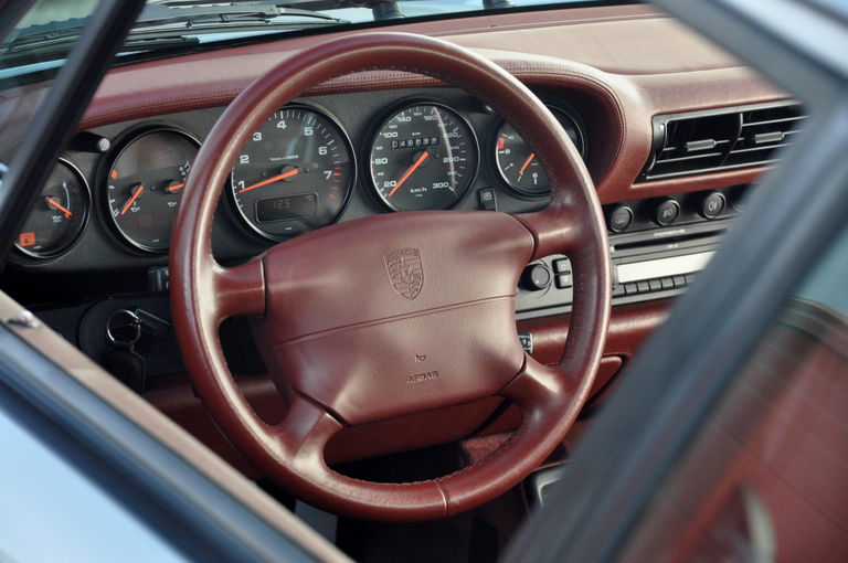 Porsche 993 Carrera 4S