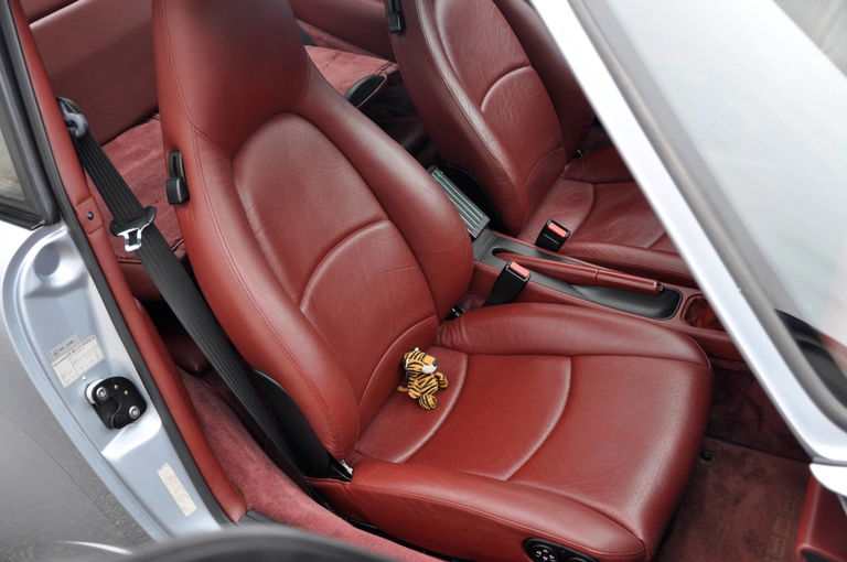 Porsche 993 Carrera 4S